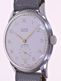 Cyrus – Revue NOS Stainless Steel 1950s